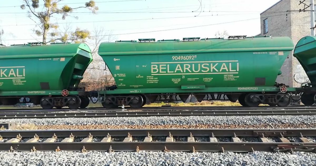 Санкции за войну против Украины: Белоруссия потеряла $12–18 млрд